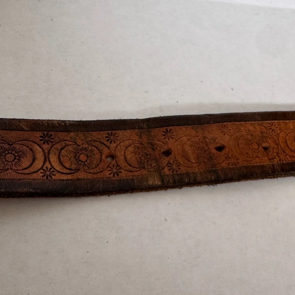 Vintage Leather Belt w/ Silvertone Buckle Marked Solid Brass Tooled Leather 32”